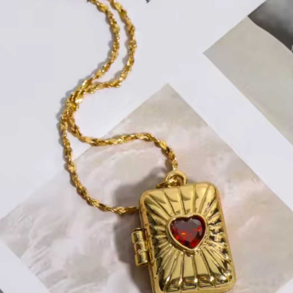 Antique Gold Filled Locket Necklace with Garnet Heart